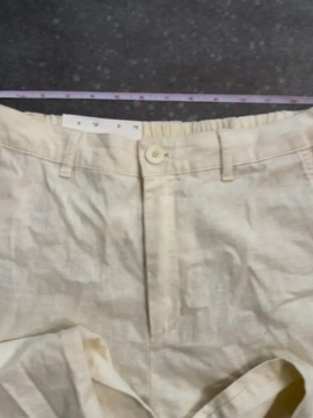 UNIQLO Off-White Linen Cotton Tapered Trousers – Size Small (Waist 26–27”)
